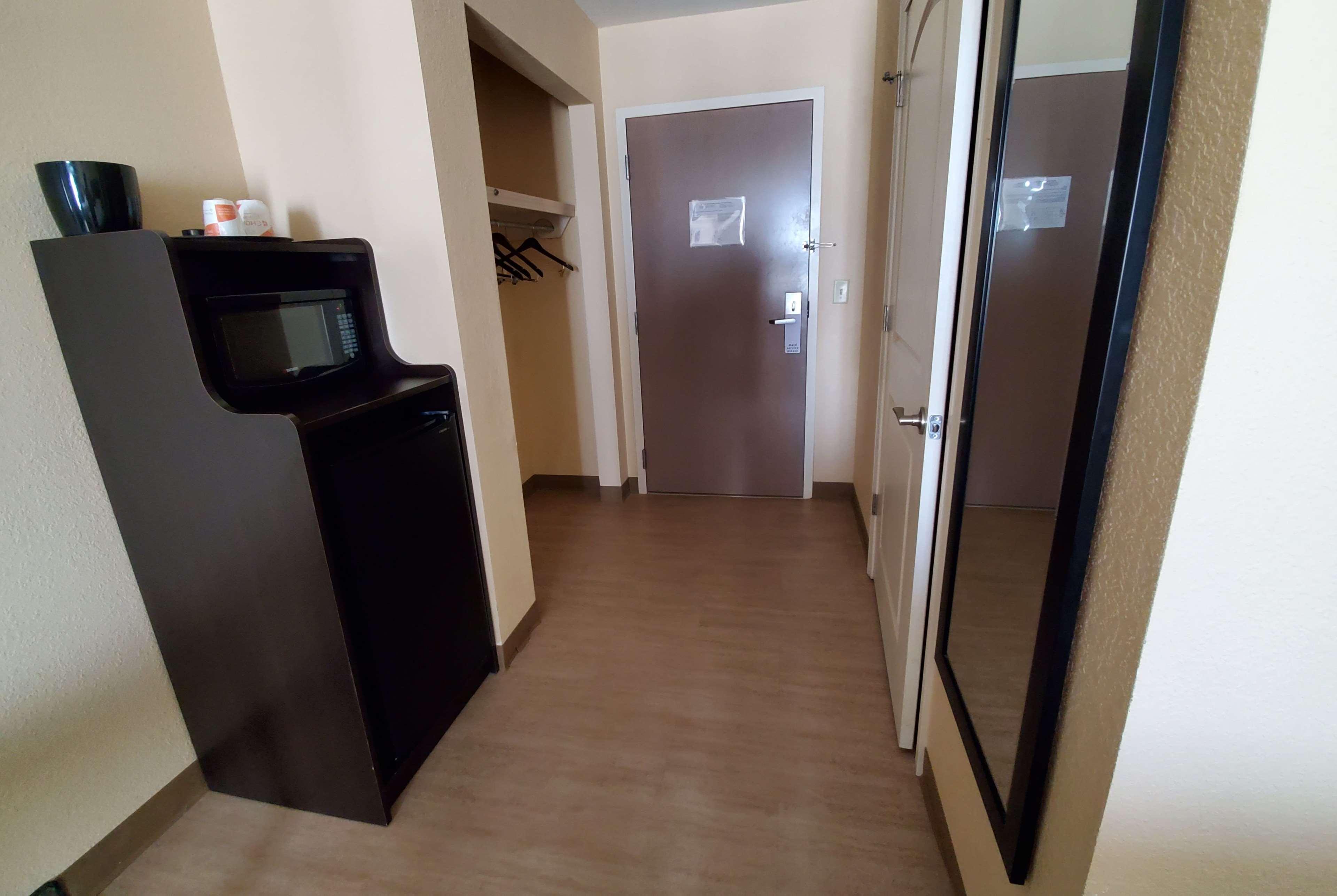 佛罗伦萨杰克逊地区温德姆戴斯套房酒店 Florence 外观 照片